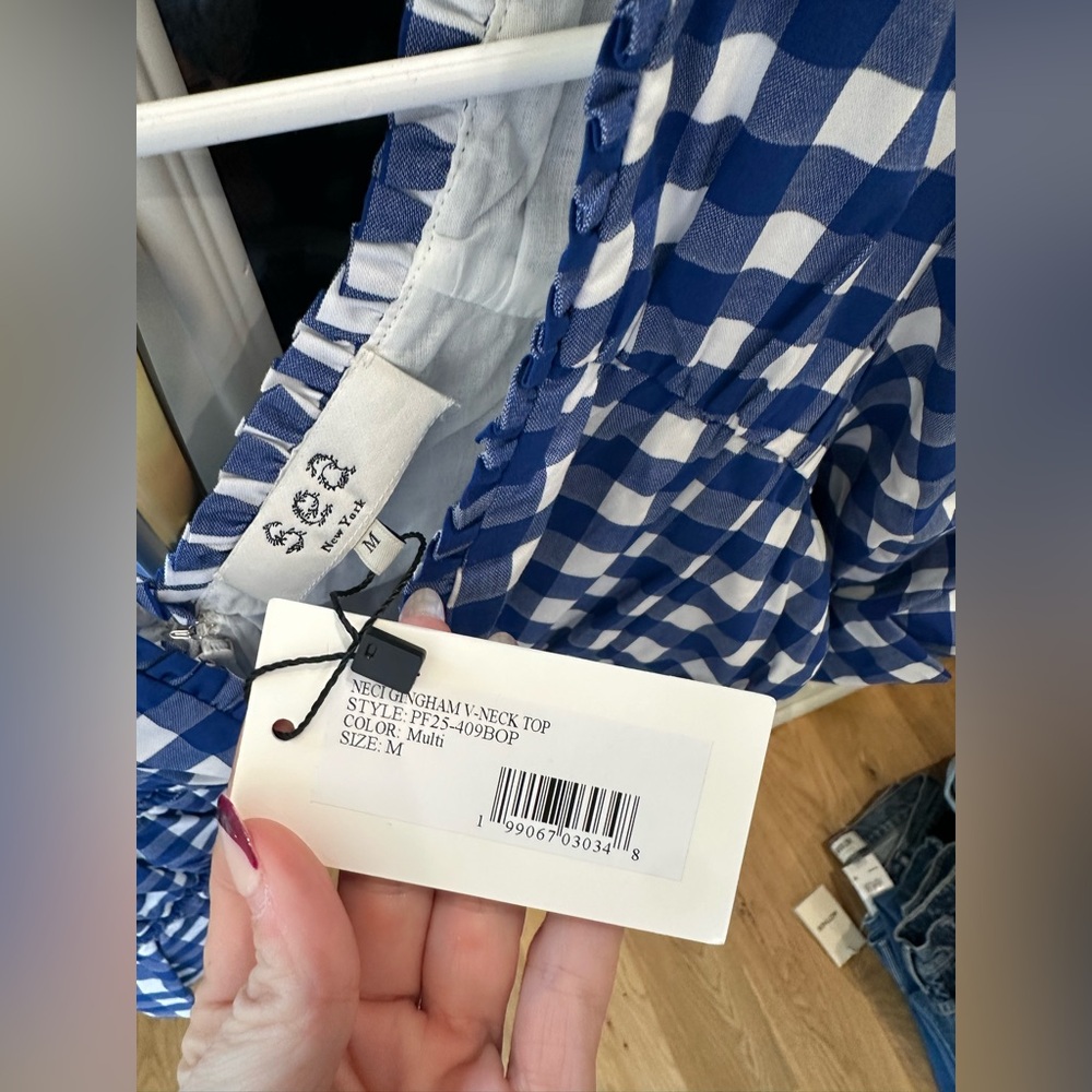 Sea NY Neci Gingham V Neck Top - NWT - Picture 4 of 4